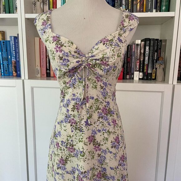 ASTR the Label Purple Floral Cottagecore Midi Dress - Picture 5 of 8